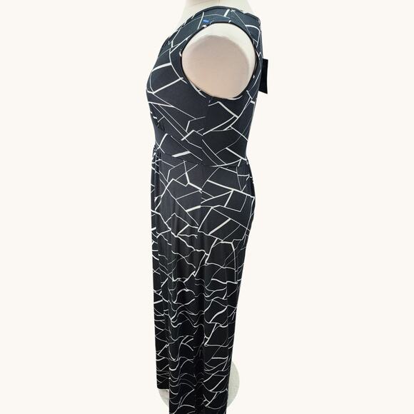 NWT Woosea Women’s XL Maxi Dress Black Geometric Sleeveless Crossover Neckline - Picture 5 of 11